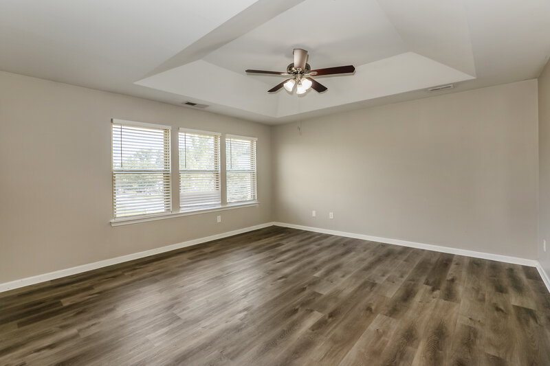 2,350/Mo, 175 Biscayne Terrace Hampton, GA 30228 Main Bedroom View