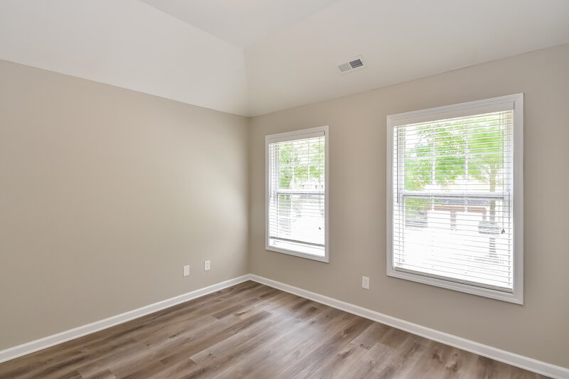 2,740/Mo, 708 Fitzgerald Pl Atlanta, GA 30349 Main Bedroom View 2