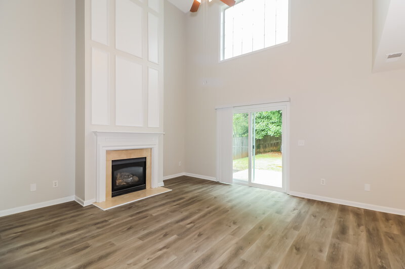2,285/Mo, 3242 Liberty Commons Dr NW Kennesaw, GA 30144 Living Room View 2