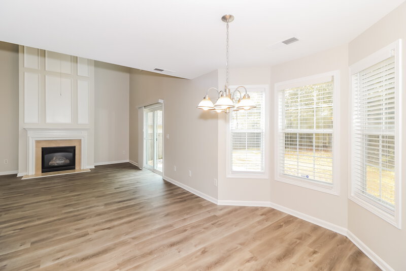 2,285/Mo, 3242 Liberty Commons Dr NW Kennesaw, GA 30144 Dining Room View 2