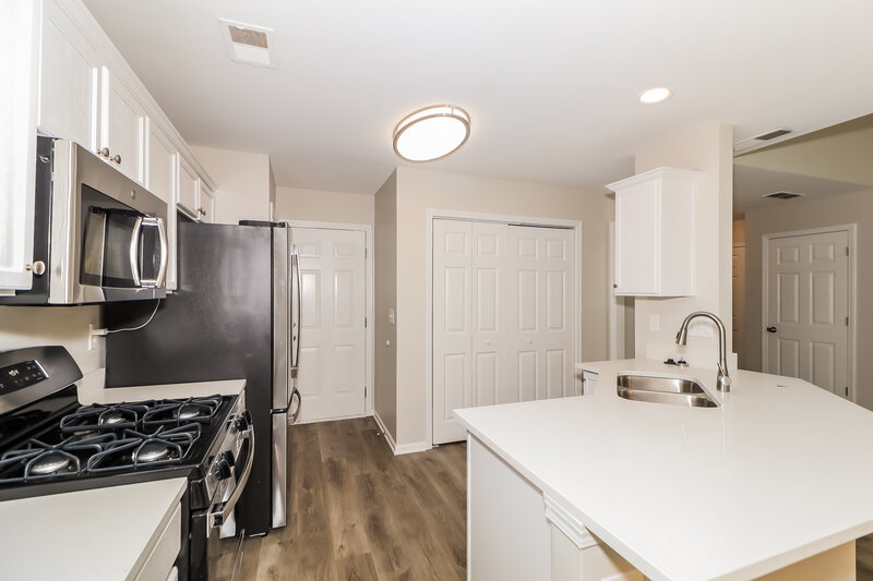 2,285/Mo, 3242 Liberty Commons Dr NW Kennesaw, GA 30144 Kitchen View