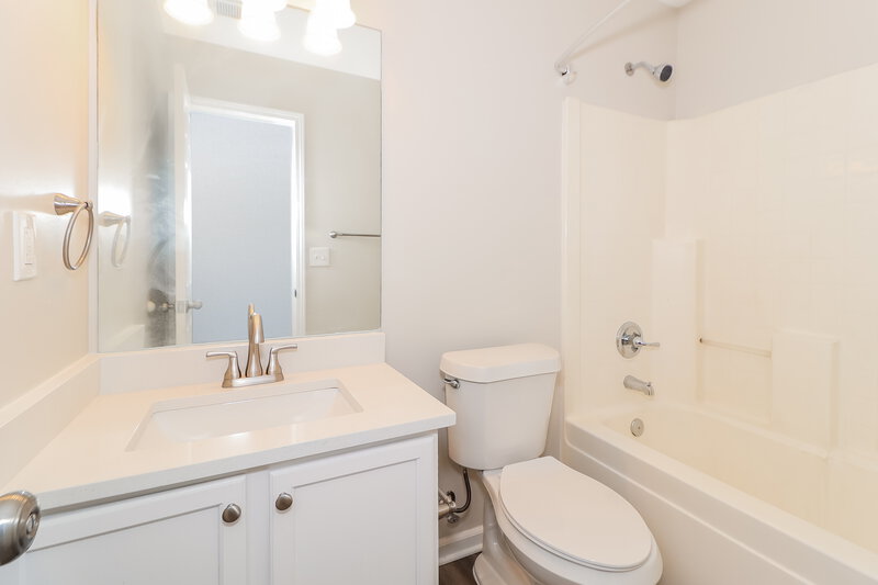 2,285/Mo, 3242 Liberty Commons Dr NW Kennesaw, GA 30144 Bathroom View