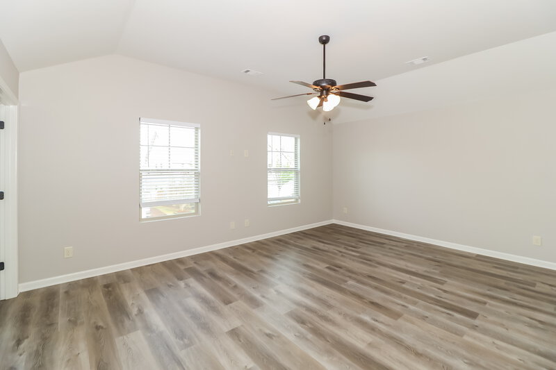2,110/Mo, 137 Bethany Manor Dr Ball Ground, GA 30107 Main Bedroom View