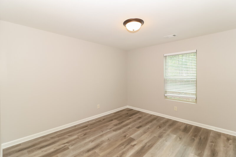 2,110/Mo, 137 Bethany Manor Dr Ball Ground, GA 30107 Bedroom View