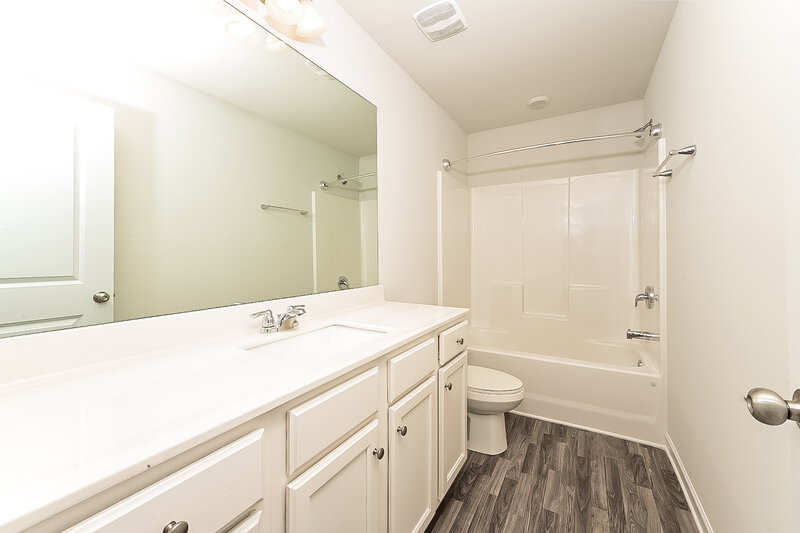 2,390/Mo, 445 Culloden Moor Dr McDonough, GA 30253 Bathroom View