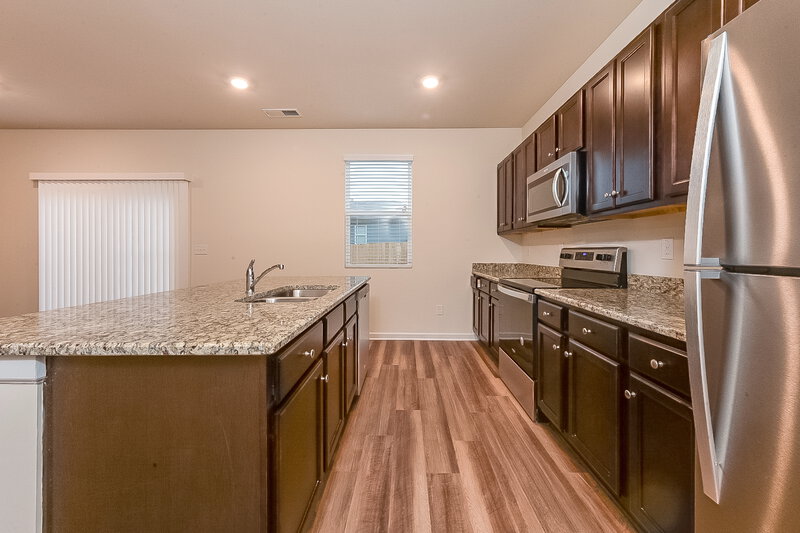 2,605/Mo, 437 Culloden Moor Dr McDonough, GA 30253 Kitchen View