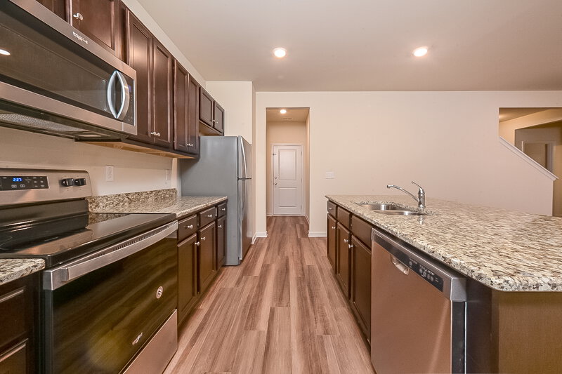 2,605/Mo, 437 Culloden Moor Dr McDonough, GA 30253 Kitchen View 2