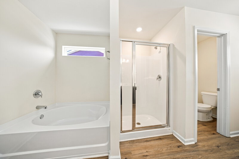 2,325/Mo, 437 Culloden Moor Dr McDonough, GA 30253 Primary Bathroom View 2
