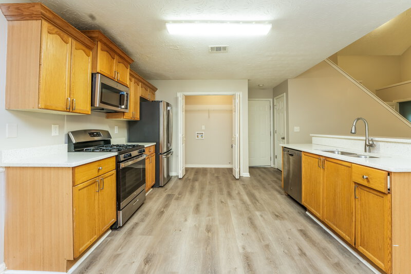 2,080/Mo, 4265 Wesley Hall Dr Decatur, GA 30035 Kitchen View