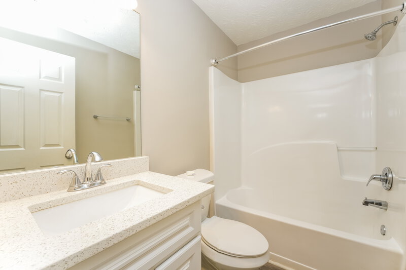 2,080/Mo, 4265 Wesley Hall Dr Decatur, GA 30035 Bathroom View 2