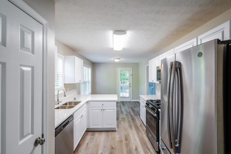 2,465/Mo, 830 Gateshead Ln Lawrenceville, GA 30043 Kitchen View 2