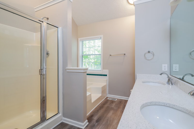 2,465/Mo, 830 Gateshead Ln Lawrenceville, GA 30043 Main Bathroom View
