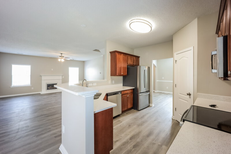 2,335/Mo, 3107 Tylerton Dr SW Atlanta, GA 30311 Kitchen View 2
