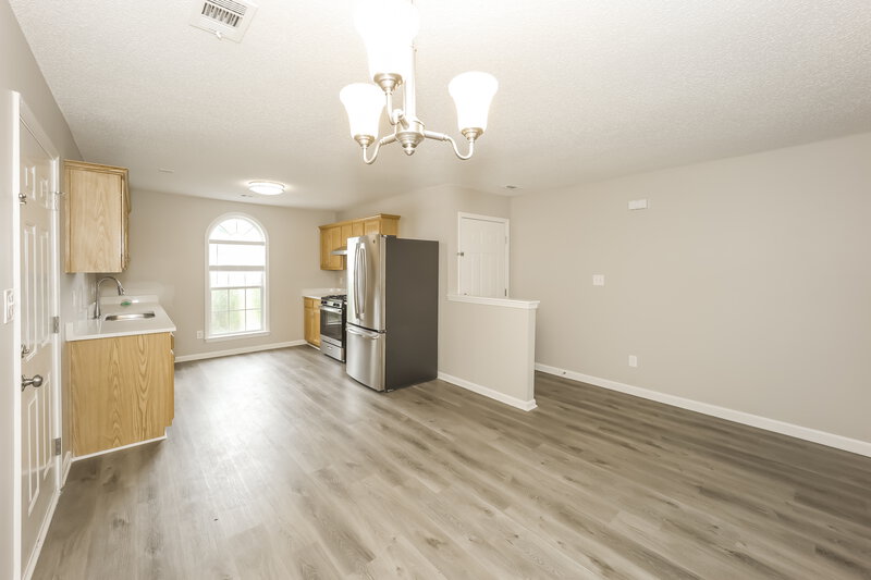 1,830/Mo, 5840 Eagles Watch Ct Riverdale, GA 30274 Dining Room View 2