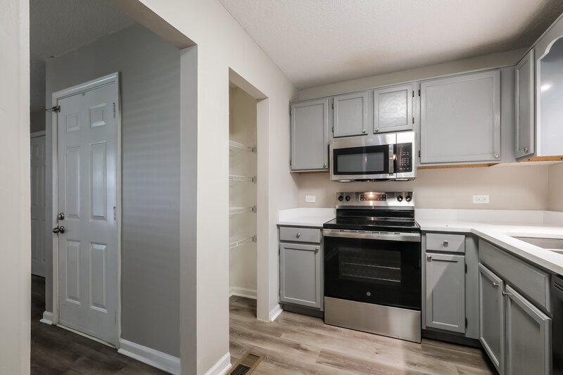 1,875/Mo, 116 Brentwood Ct Dallas, GA 30132 Kitchen View 2