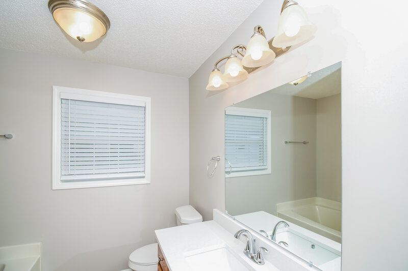 2,870/Mo, 116 Brentwood Ct Dallas, GA 30132 Main Bathroom View