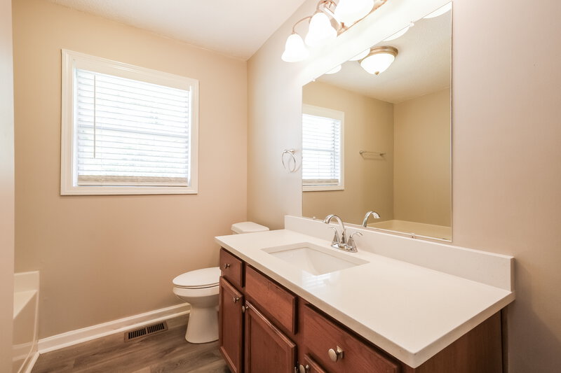 1,875/Mo, 116 Brentwood Ct Dallas, GA 30132 Main Bathroom View