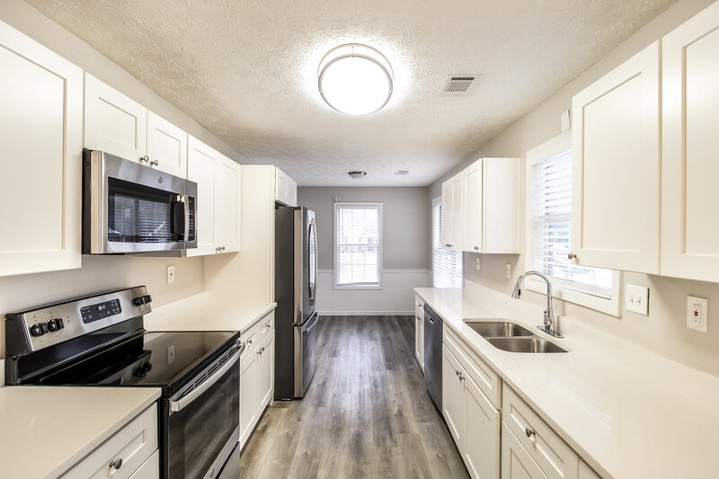2,145/Mo, 75 Pebble Brooke Pass Covington, GA 30016 Kitchen View
