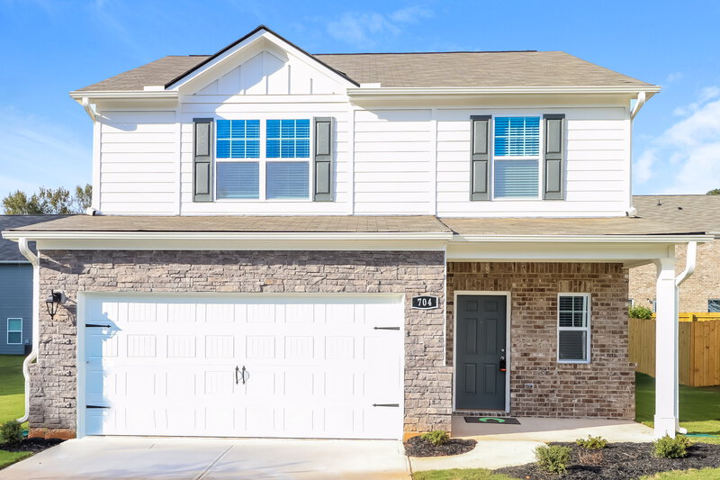 2,190/Mo, 704 Plow Pt Locust Grove, GA 30248 External View