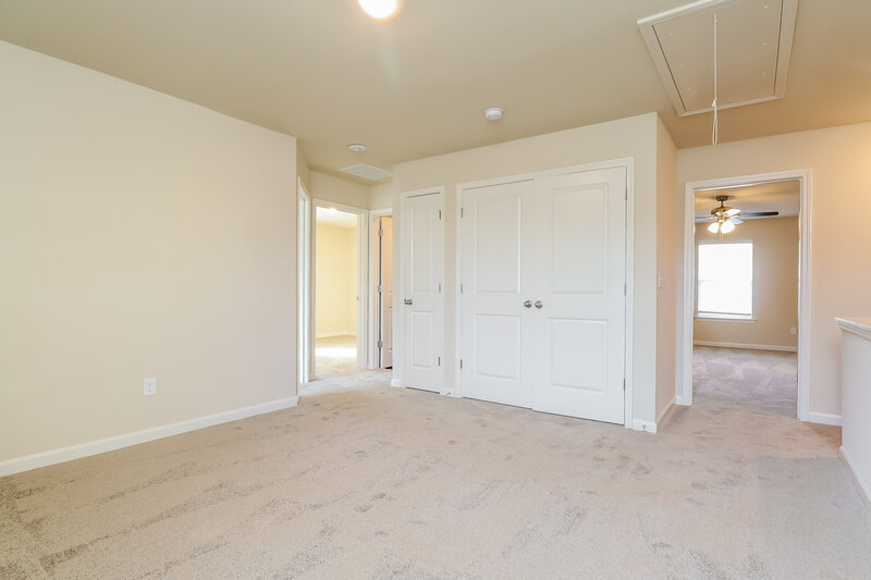 2,190/Mo, 704 Plow Pt Locust Grove, GA 30248 Loft View