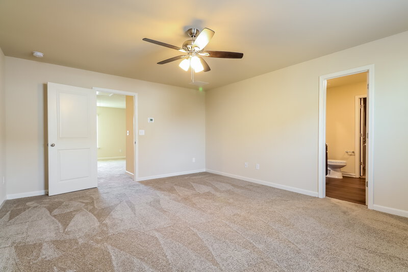 2,190/Mo, 704 Plow Pt Locust Grove, GA 30248 Main Bedroom View 2