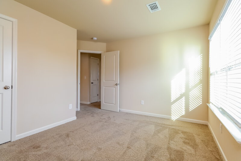 2,190/Mo, 704 Plow Pt Locust Grove, GA 30248 Bedroom View 2