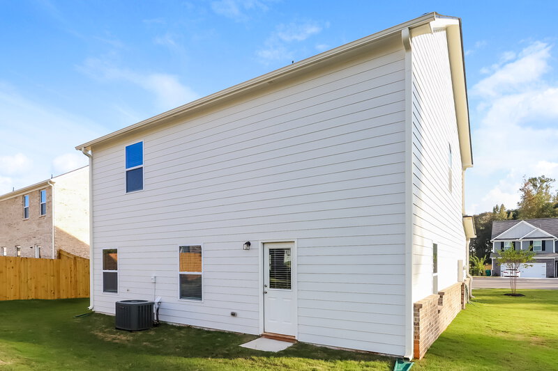 2,190/Mo, 704 Plow Pt Locust Grove, GA 30248 Rear View 2