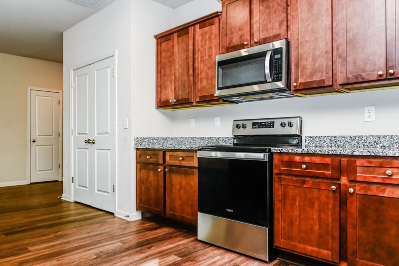 1,745/Mo, 532 Moline Way Locust Grove, GA 30248 Kitchen View 2