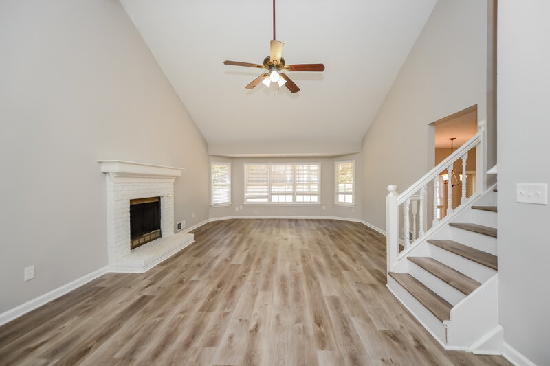 1,695/Mo, 2673 Laurel View Dr Snellville, GA 30039 Living Room View