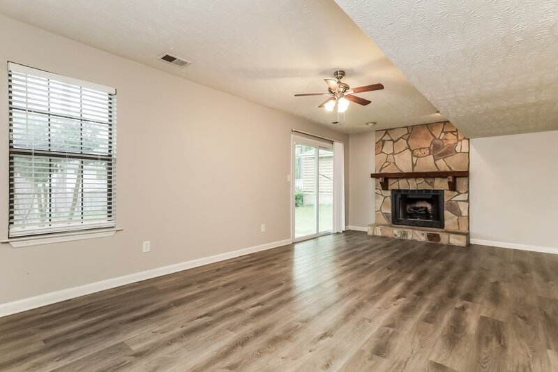 2,185/Mo, 2935 Sandy Cir Riverdale, GA 30296 Living Room View 3