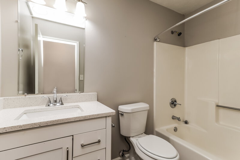 2,185/Mo, 2935 Sandy Cir Riverdale, GA 30296 Bathroom View