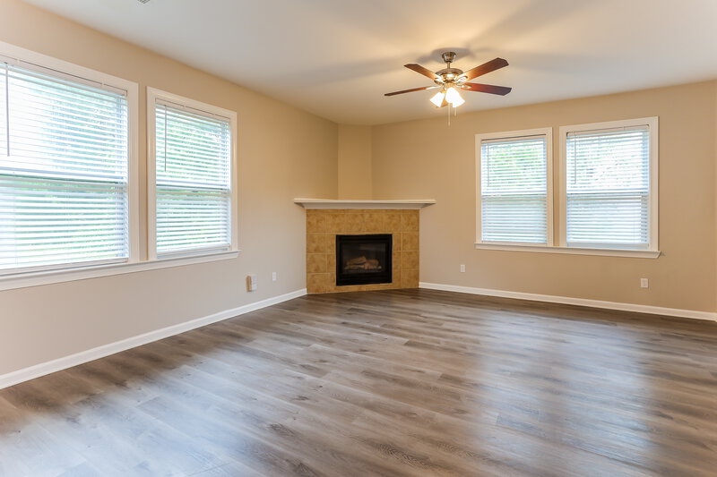 2,285/Mo, 5220 Argyll Ln Douglasville, GA 30135 Living Room View