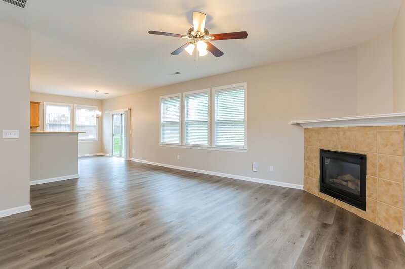 2,285/Mo, 5220 Argyll Ln Douglasville, GA 30135 Living Room View 2