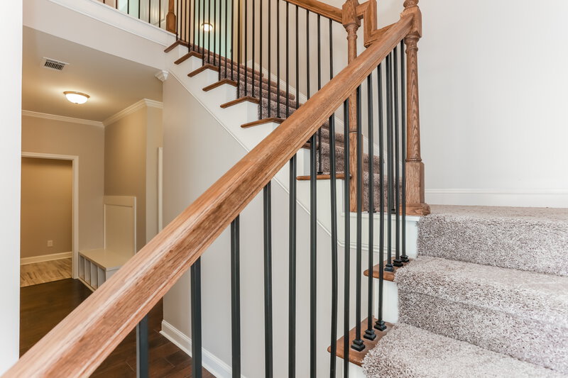 2,065/Mo, 22 E Newnan Rd Unit A Newnan, GA 30263 Foyer View