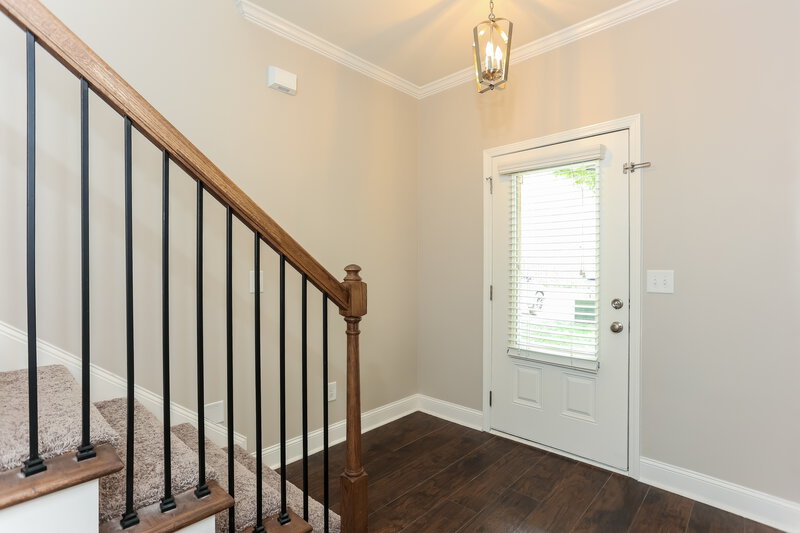 2,065/Mo, 22 E Newnan Rd Unit A Newnan, GA 30263 Foyer View 2