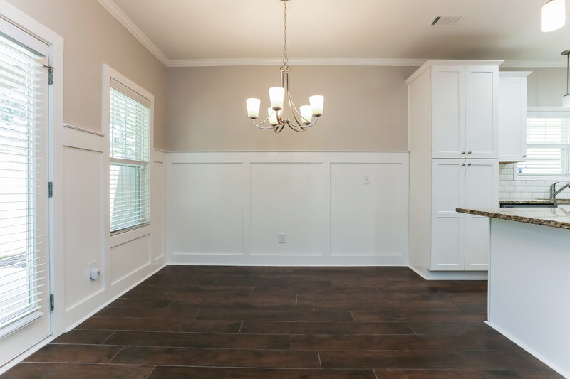 2,065/Mo, 22 E Newnan Rd Unit A Newnan, GA 30263 Dining Room View