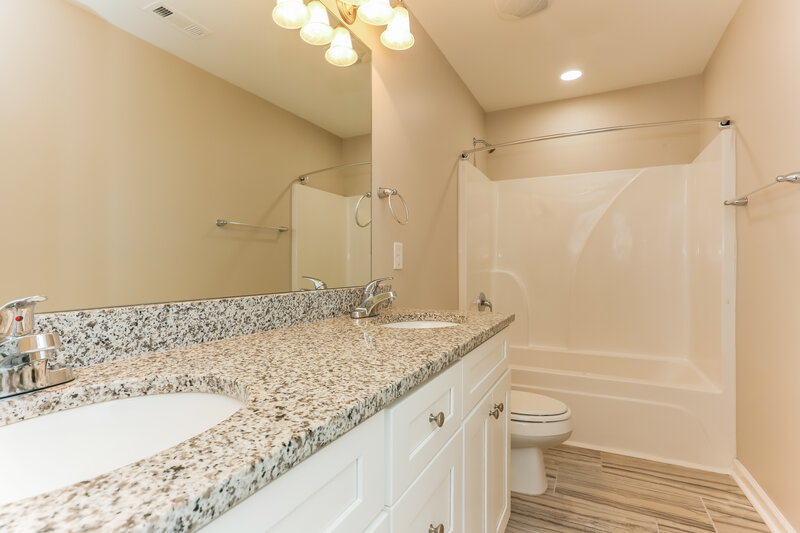 2,065/Mo, 22 E Newnan Rd Unit A Newnan, GA 30263 Main Bathroom View