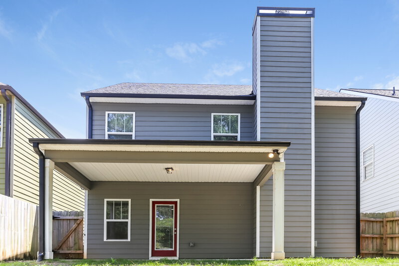 2,065/Mo, 22 E Newnan Rd Unit A Newnan, GA 30263 Rear View