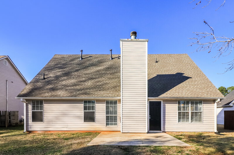 2,255/Mo, 186 Saddleview Trail Riverdale, GA 30274 Rear View