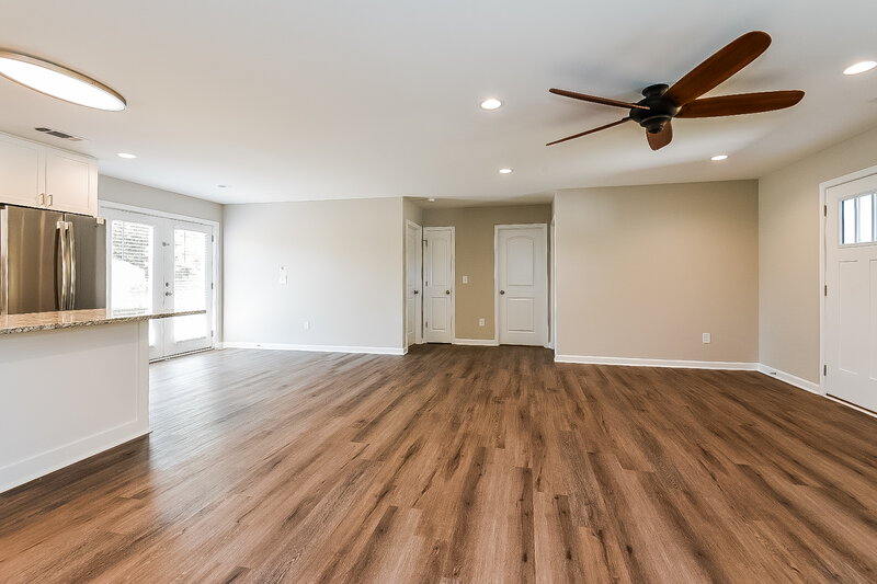 1,845/Mo, 440 Grassdale Rd Cartersville, GA 30121 Living Room View 4