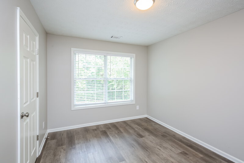 2,170/Mo, 710 Castlebrooke Dr SE Lawrenceville, GA 30045 Bedroom View 2