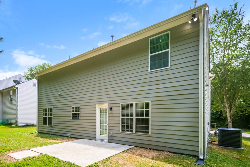 2,170/Mo, 710 Castlebrooke Dr SE Lawrenceville, GA 30045 Rear View