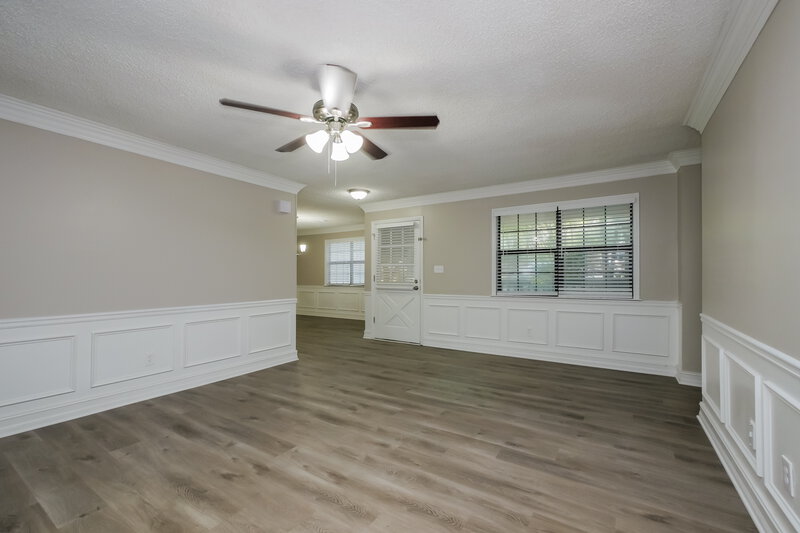 2,040/Mo, 8086 Cypress Ct Villa Rica, GA 30180 Living Room View 3
