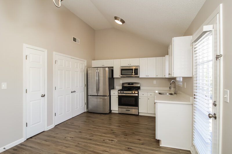 2,665/Mo, 714 Cherry Branch Cir Fairburn, GA 30213 Kitchen View 3