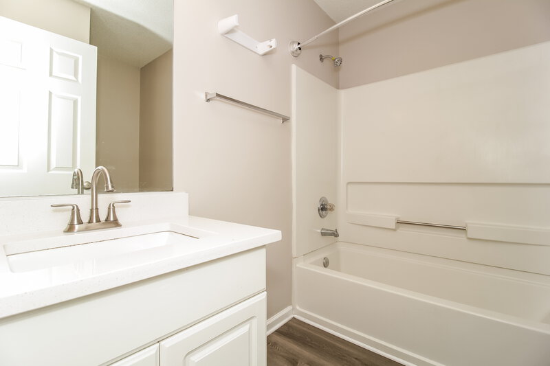 2,665/Mo, 714 Cherry Branch Cir Fairburn, GA 30213 Bathroom View