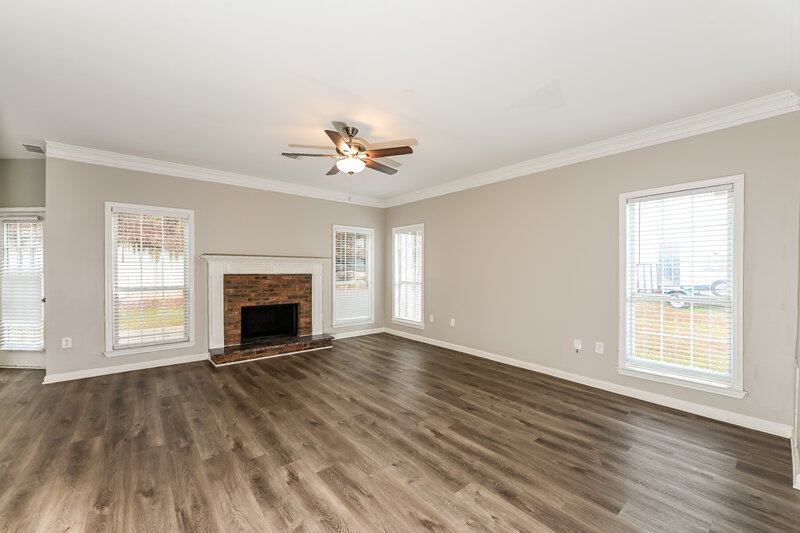 2,455/Mo, 30 Dearing Woods Ct Covington, GA 30014 Living Room View