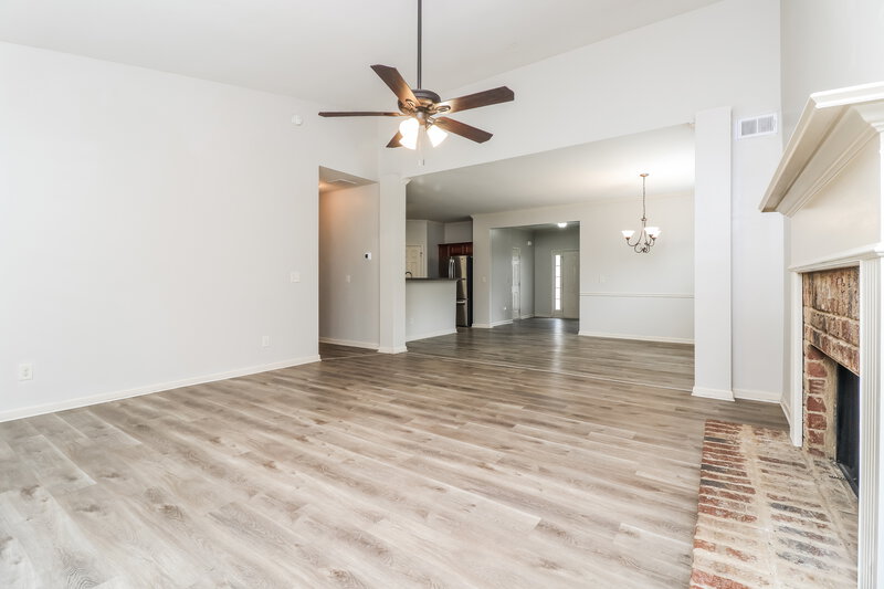 2,710/Mo, 1000 Cureton Dr Austell, GA 30106 Living Room View
