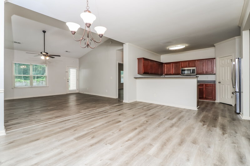 2,710/Mo, 1000 Cureton Dr Austell, GA 30106 Dining Room View 2