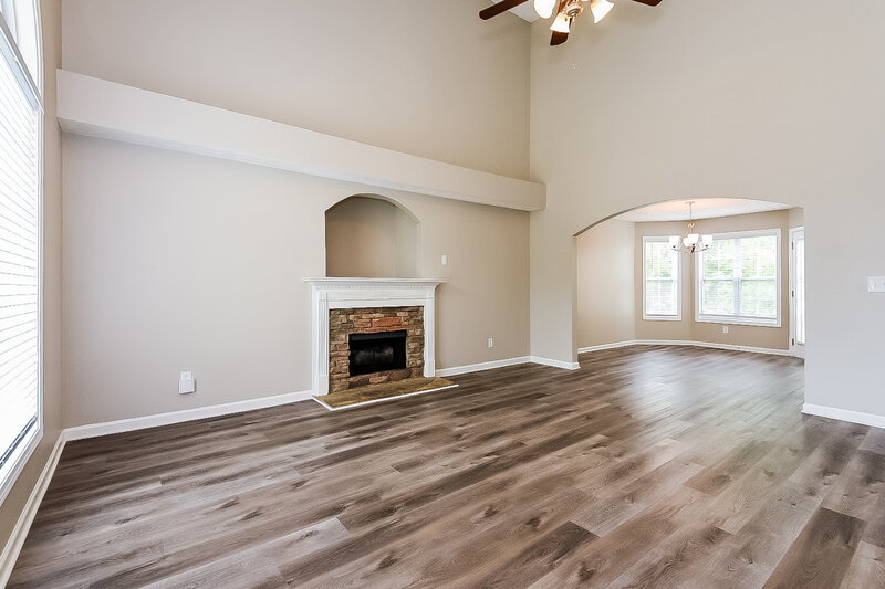 3,220/Mo, 204 Providence Rd Dallas, GA 30157 Living Room View 2