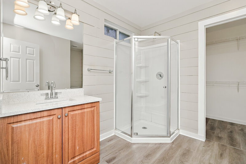 2,320/Mo, 204 Providence Rd Dallas, GA 30157 Primary Bathroom View